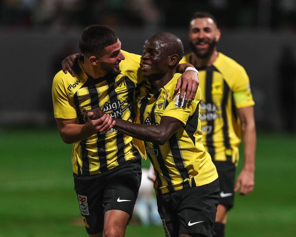 جائزة أفضل لاعب وهدف الموسم لرونالدو وبقية الجوائز يحصدها الاتحاد ونجومه