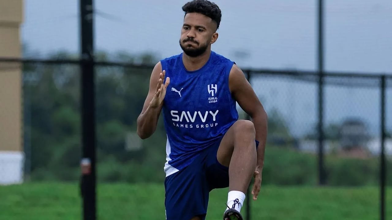 عودة الغنام للاتفاق: تفاصيل عودته بعد انتهاء إعارته مع الهلال