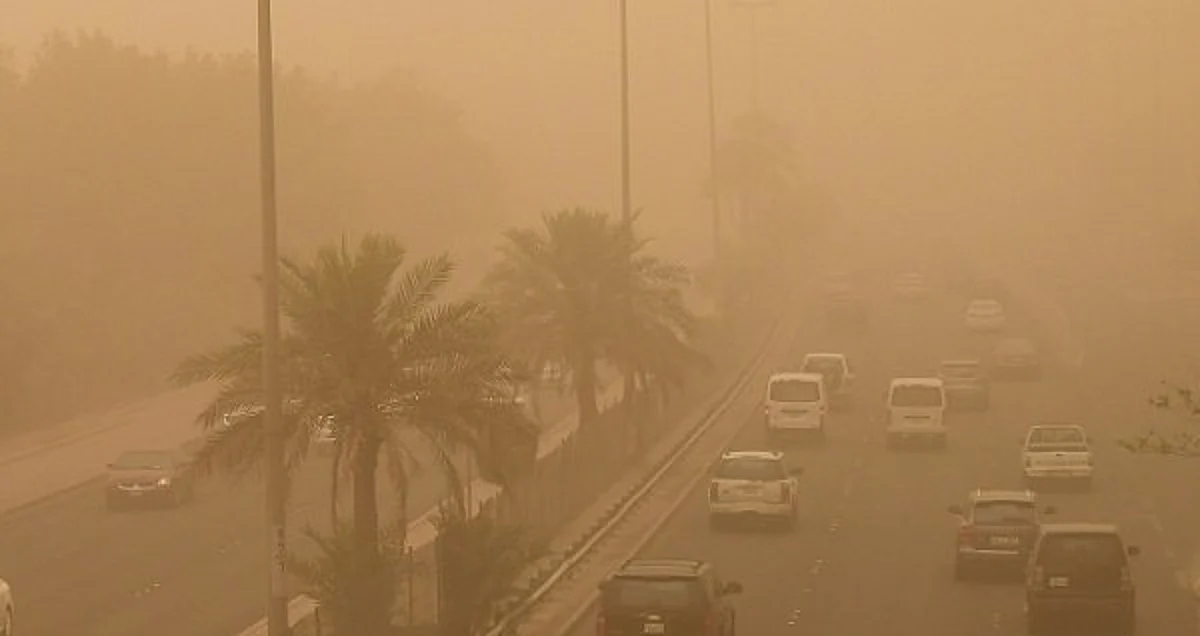 طقس اليوم: رياح نشطة تثير الأتربة والغبار في الرياض والمنطقة الشرقية