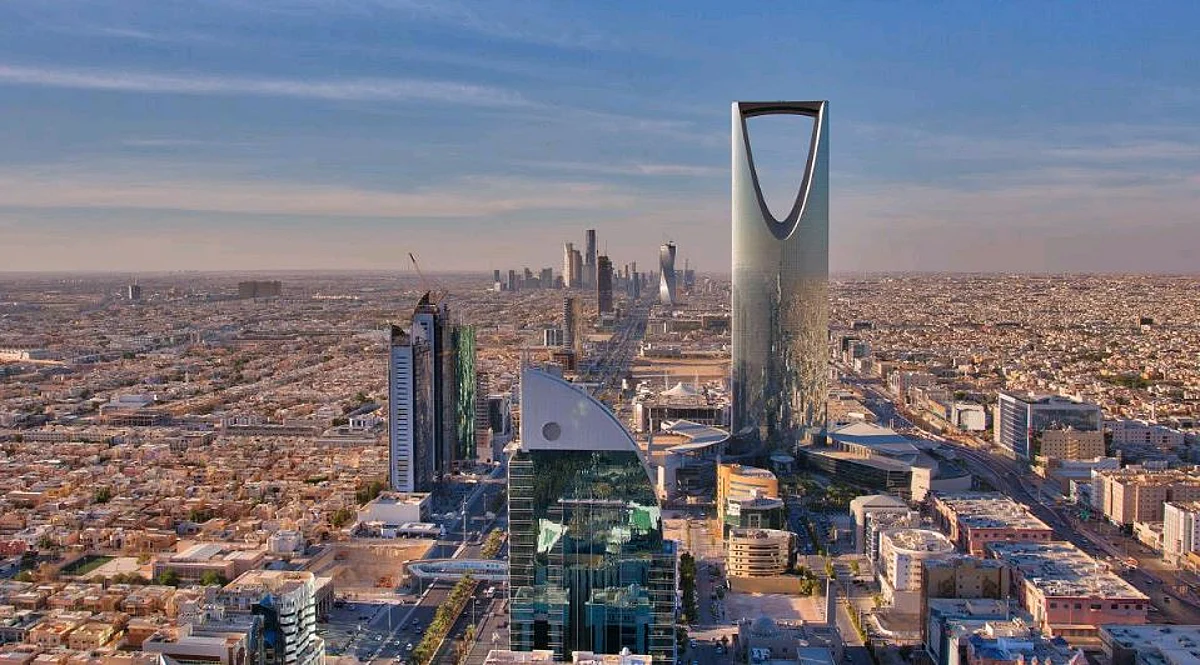 طقس نهاية الأسبوع: الأرصاد تحذر من ارتفاع شديد للحرارة في الرياض والشرقية