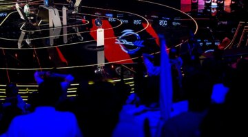 كأس العالم للرياضات الإلكترونية: فريقا Tundra Esports وTeam Falcons يبلغان نصف نهائي Dota2