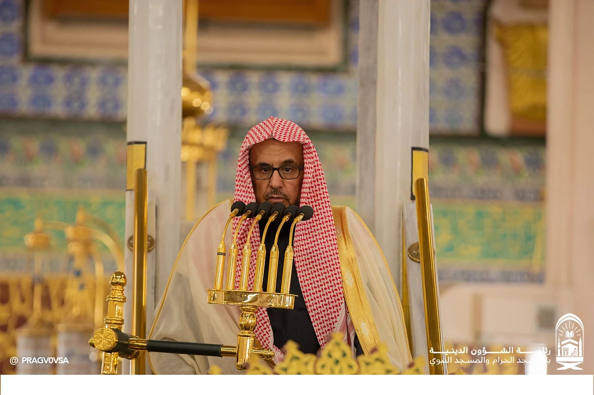 النميمة من كبائر الذنوب: آل الشيخ يحذر في خطبة الجمعة من مفسدي الأرض