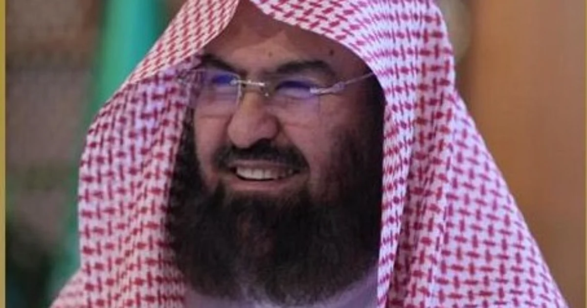 السديس يعلن دعم إجابة السائلين في المسجد النبوي بكفاءات شرعية مؤهلة